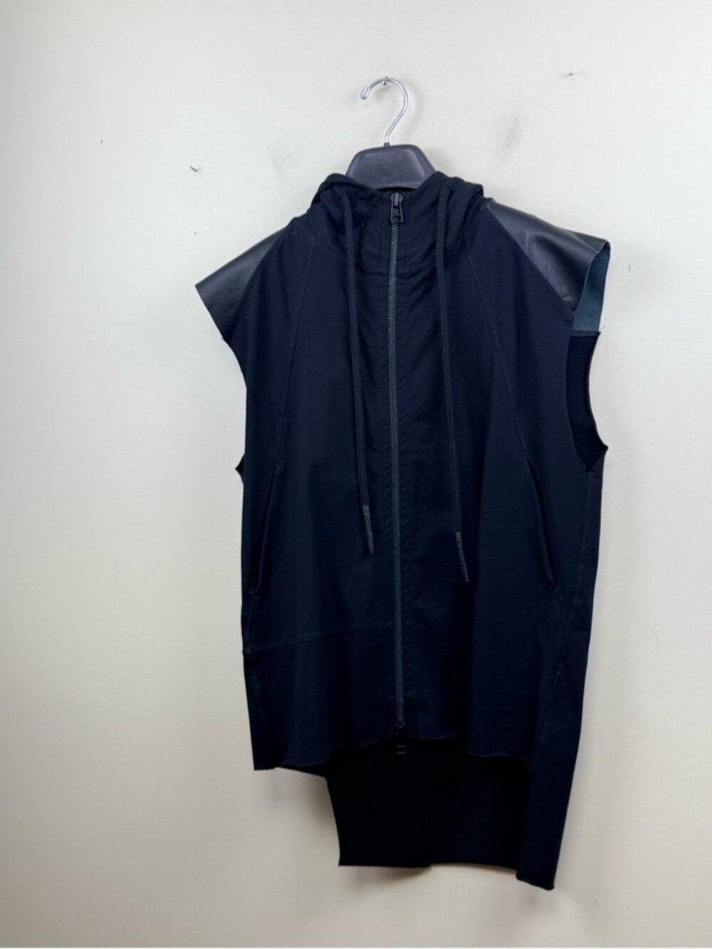 BARBARA I GONGINI drkrooms black hooded asymmetric vest lamb leather XL